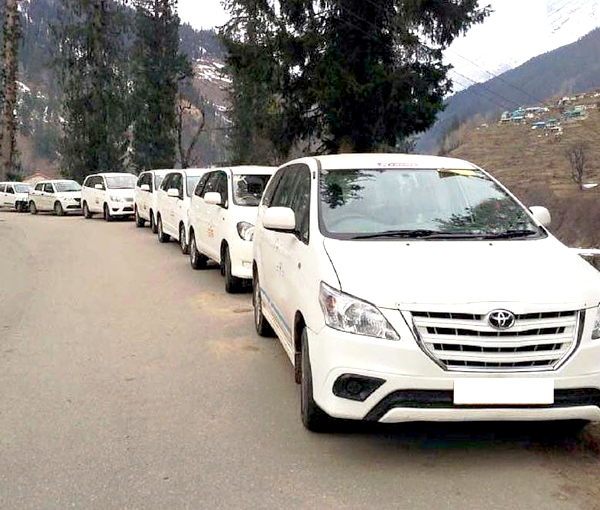 pathankot to amritsar taxi service